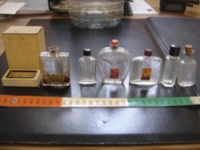 LOT Ancien Flacon Bouteille en verre PARFUMERIE PARFUM Vintage Perfume