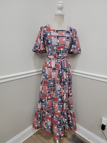 Vintage'60s Hippie Cotton Dress Patchwork Floral Pattern / Short Angel Sleeves  - Picture 7 of 13