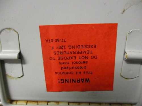 Kit de primeros auxilios Marion Health And Safety Inc., blanco con percha, ¡excelente! - Imagen 3 de 8