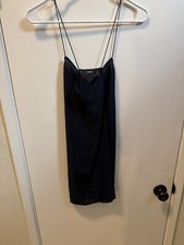 Women NWOT "Theory" blk,short, slip. Size P