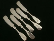 International 1810 butter spreaders - 5 mono