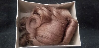 VINTAGE CHERI S CHERI COLLECTION JULLIEN SIZE 8-9 wig in box brown long curls