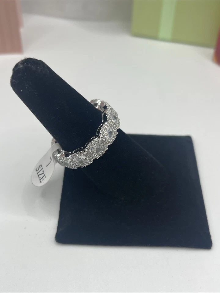 Anillo Banda Eternidad Latón Relleno Oro Blanco Talla 7 Oscar De La Renta Perfume Regalo Foto 3 de 4