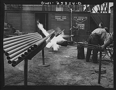 Baltimore Maryland 1940s Bethlehem-Fairfield Shipyard Pipe Heating Workers