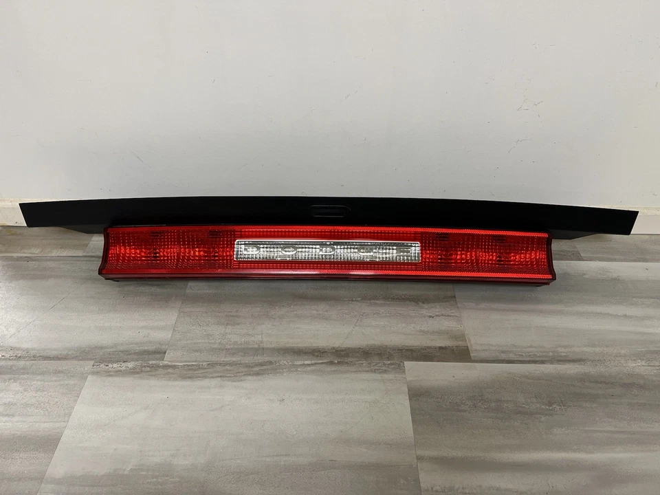 2011-2014 Dodge Challenger (Chrysler ) Center Tail Light OEM - Image 3 of 4