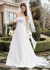 David's Bridal A-line Gown with side draped Bodice white size 6