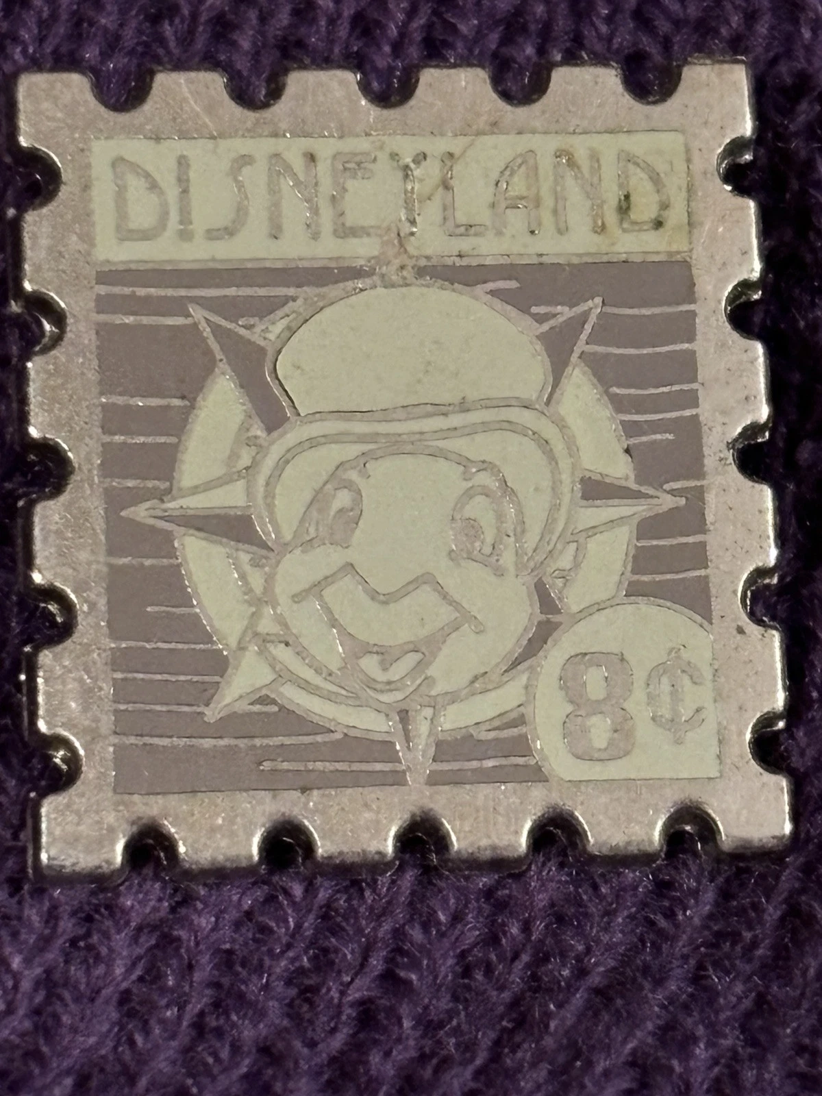 Disney Pin Jiminy Cricket 8 Cent Stamp Disneyland Hidden Mickey Stamp