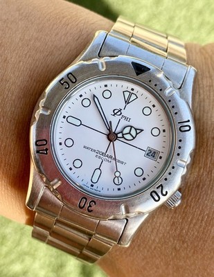 Vintage Phi Escom Japanese Quartz Diver 36mm Stainless Steel JDM Crosshairs