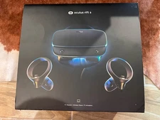 Oculus Rift S PC Powered VR Gaming Headset w/ Controllers