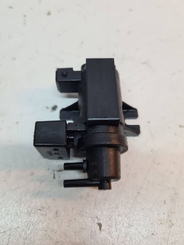 BMW 5 E60 E61 2006 Diesel 120kW Turbolader Druckwandler Magnetventil 7796634