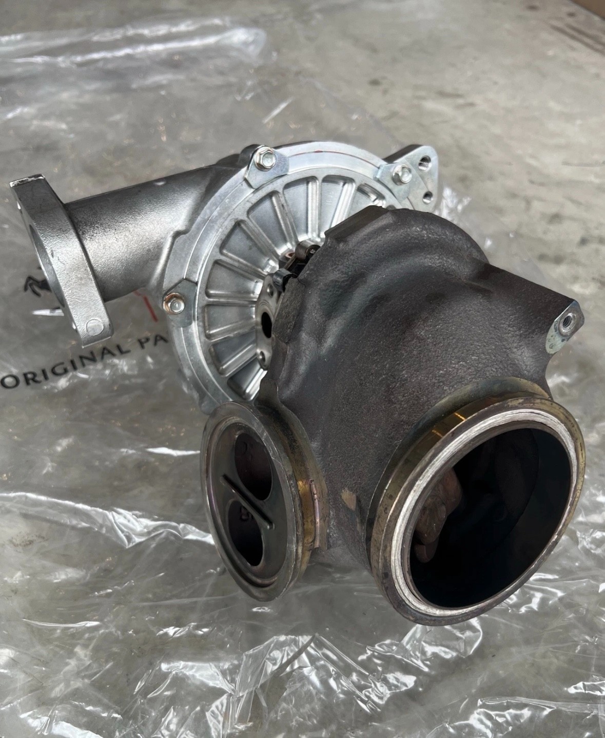 16-19 Ferrari 488 GTB Spider Driver Side Turbo Turbocharger T
