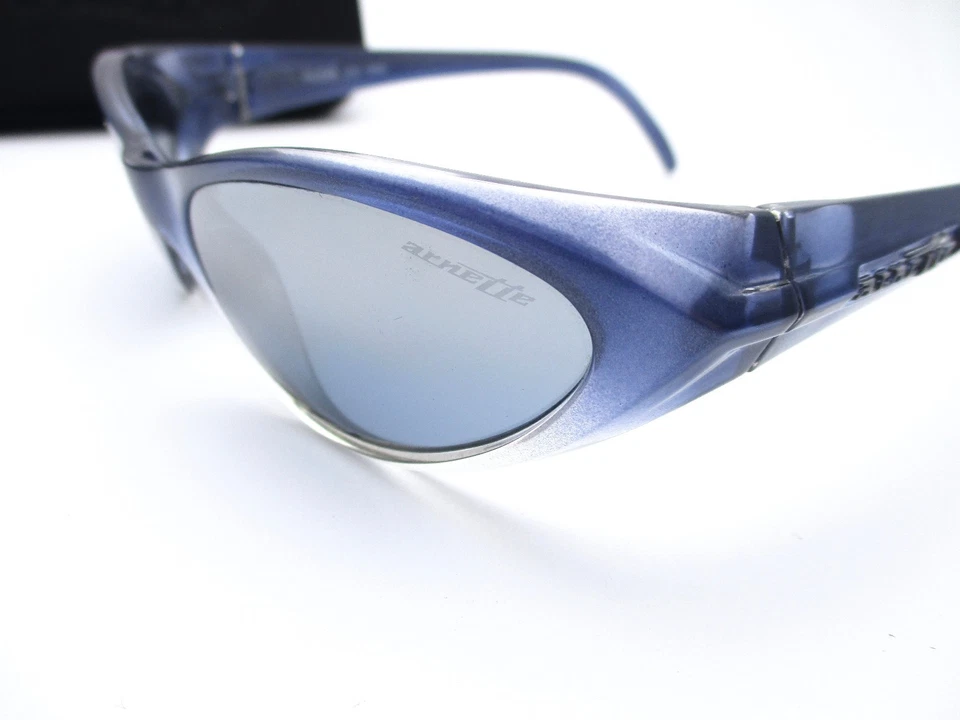 Vintage Metal Logo • Arnette Falcon • Blue Fade - AN 210-9340 + Case - Italy - Image 3 of 4