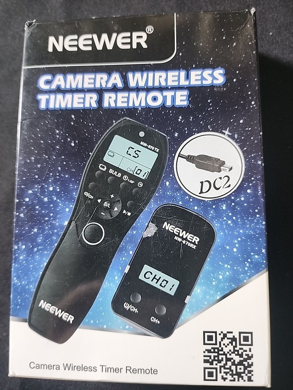 Wireless Camera Timer Remote Control-Neewer NW-870 With Box And Manual