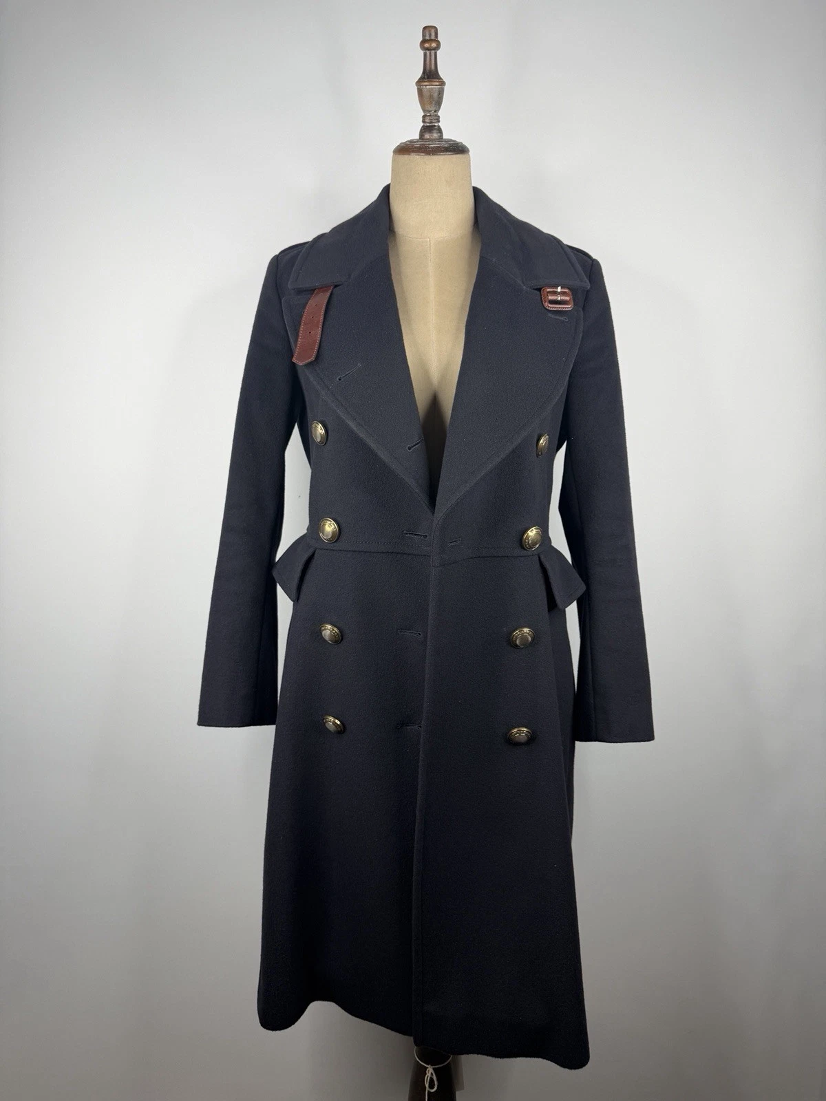 Burberry — Burberry women's cashmere coat jacket black size 36