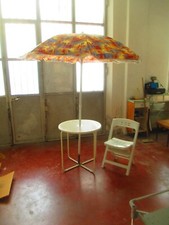 SET -TAVOLO e SEDIA Richiudibili  con OMBRELLONE Vintage.           FC