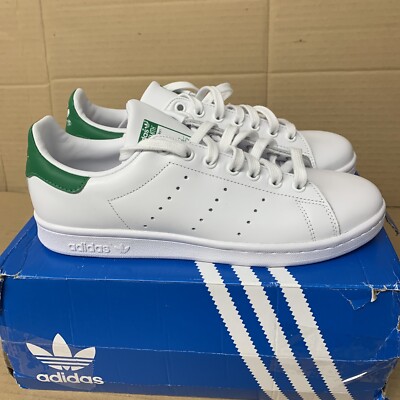 2085. NEW! Adidas Stan Smith Sneakers, Core White/Core White/Green