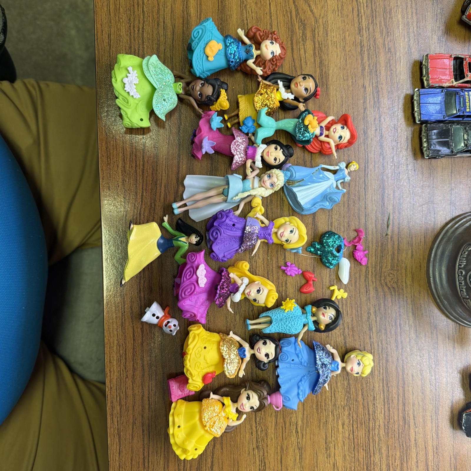 Hasbro Disney Princess Little Kingdom Figures Snap Ins Doll 