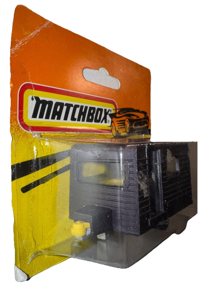 Matchbox болгарский '78 караван трейлер плоский фиолетовый новый в упаковке 1:64 литой - Изображение 4 из 4