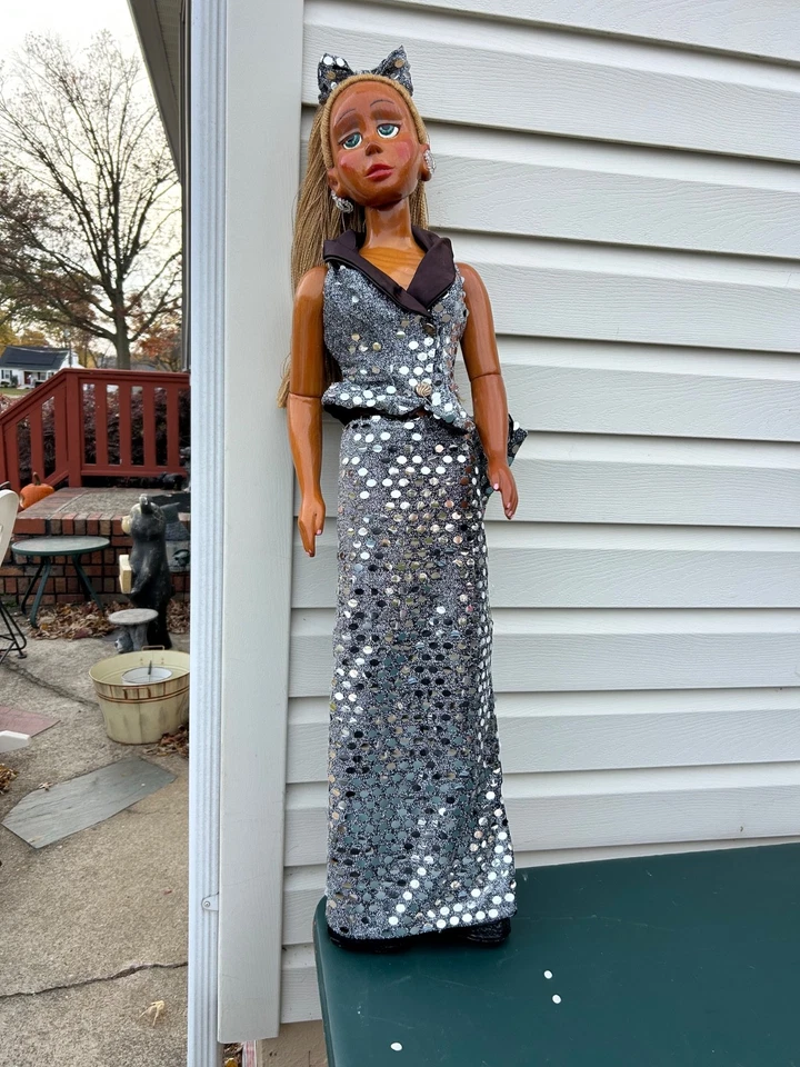 Harald Naber Wooden Doll – "Chari," 43" Tall, Unique Hand-Carved Artwork w/ Base - Image 3 of 4