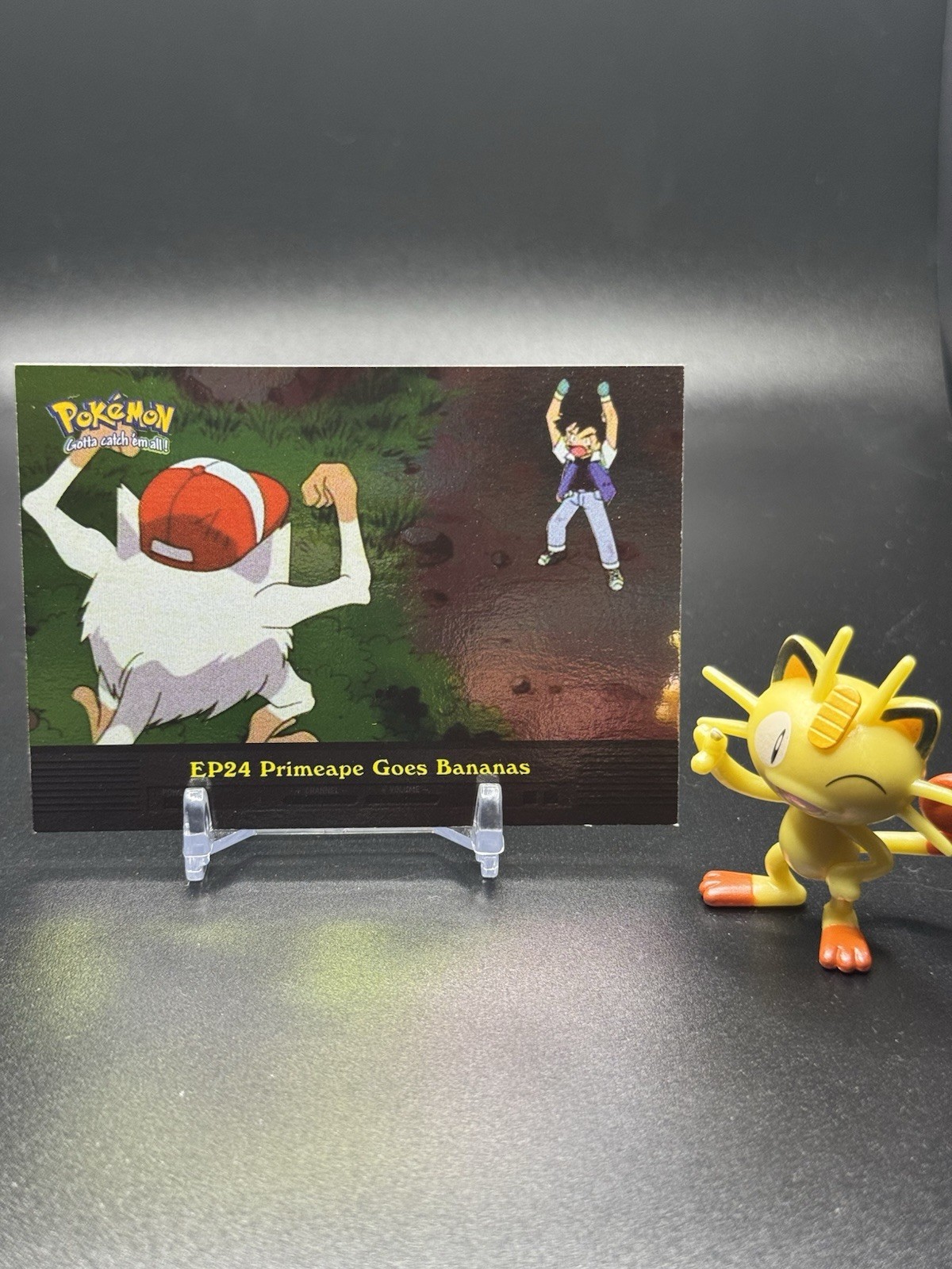 2000 Topps Pokemon #EP24 Primeape Goes Bananas Foil