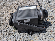 2003-2006 Chevrolet Tahoe Yukon 5.3l Engine Air Cleaner Box Oem Maf 2003-2006 Chevrolet Tahoe Yukon 5.3l Engine Air Cleaner Box Oem Maf