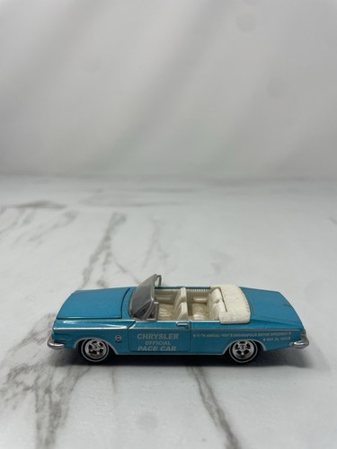 1/64 Greenlight 1963 INDIANAPOLIS 500 CHRYSLER 300 Pace Car, Limited Edition