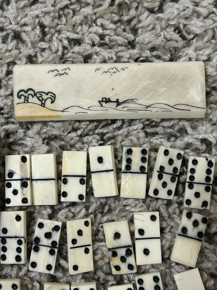 复古套装 小号 迷你 多米诺斯 Ornate 盒子 — 第 3/4 张图片