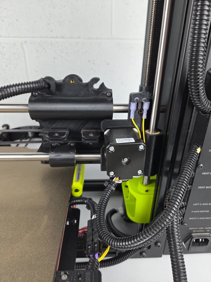 LulzBot TAZ 6 3D Printer - Magnetic Bed Upgrade - Original Toolhead - Used - Image 4 of 4