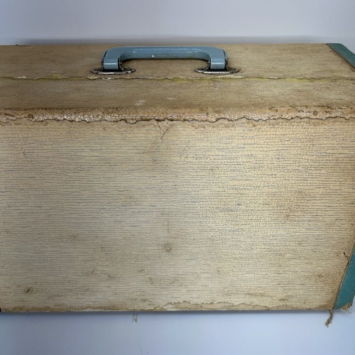 Vintage Capitol Deluxe Sewing Machine Turquoise With Vintage Case READ - Picture 21 of 24