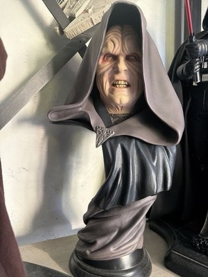 Legendarny Scale Star Wars Palpatine Darth Sidious 1:2