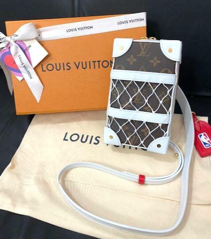 LOUIS VUITTON NBA Soft Trunk Shoulder Bag Wallet Purse LOUIS VUITTON NBA Soft Trunk Shoulder Bag Wallet Purse