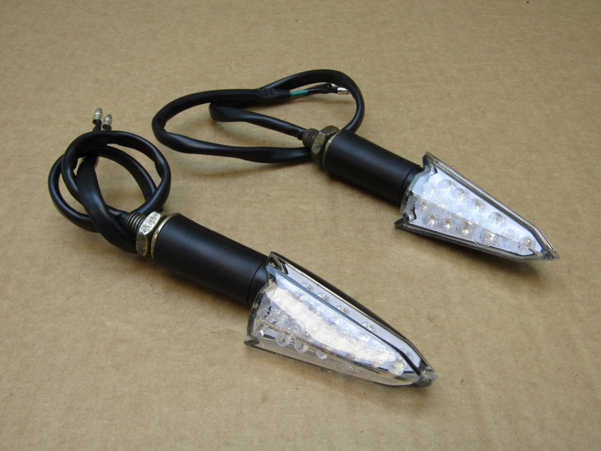 とも‼️ Lexmoto Diablo 125 2023 10,724 miles rear indicators pair