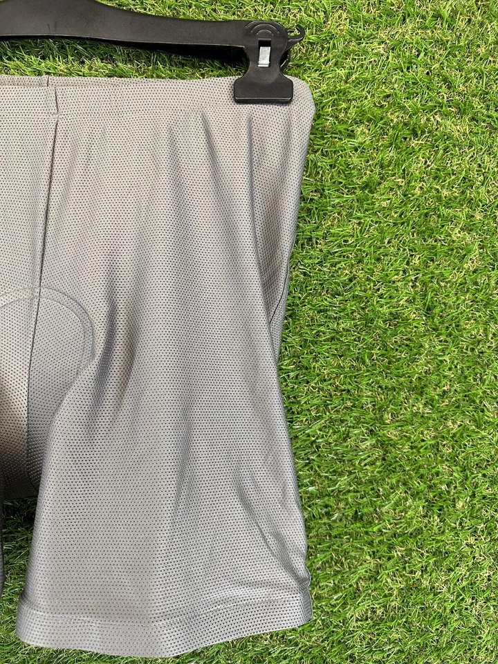 RARE CYCLING RACE CLASSIC BIB SHORTS PEARL IZUMI ORIGINAL SIZE L LARGE - Image 4 of 4