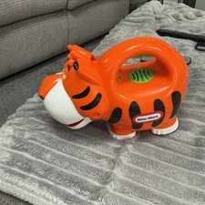 Little Tykes Animal Torch tiger with Light and Sounds