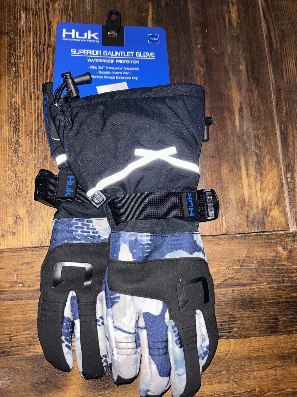 NEW Huk Superior Gauntlet Gloves Black Size S/M Waterproof Thinsulate New NWT