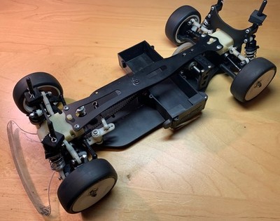 Yokomo YR-4 1993 Vintage RC Tourenwagen 1:10 Top Zustand Überholt Sammler Racer