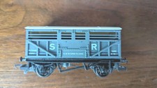 Hornby R106 SR Sheep Wagon - Very Rare Grey Version 