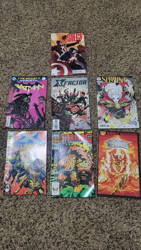 Comic Book Bundle of 7 books. 5 Marvel, 1 DC, & 1 Dynamite. 2 Marvel are Vintage