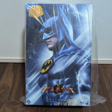 Hot Toys MMS834 1 6 Scale Action Figure The Flash Batman  Blue & Grey Suit