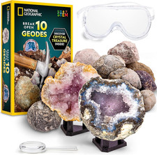National Geographic Break Open 10 Premium Geodes   Includes Goggles  2 Display