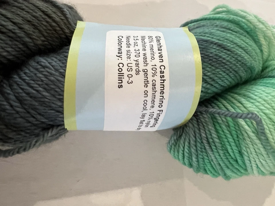 Three Irish Girls Glenhaven Cashmerino Dedos 370 Yardas Color Collins Foto 2 de 2