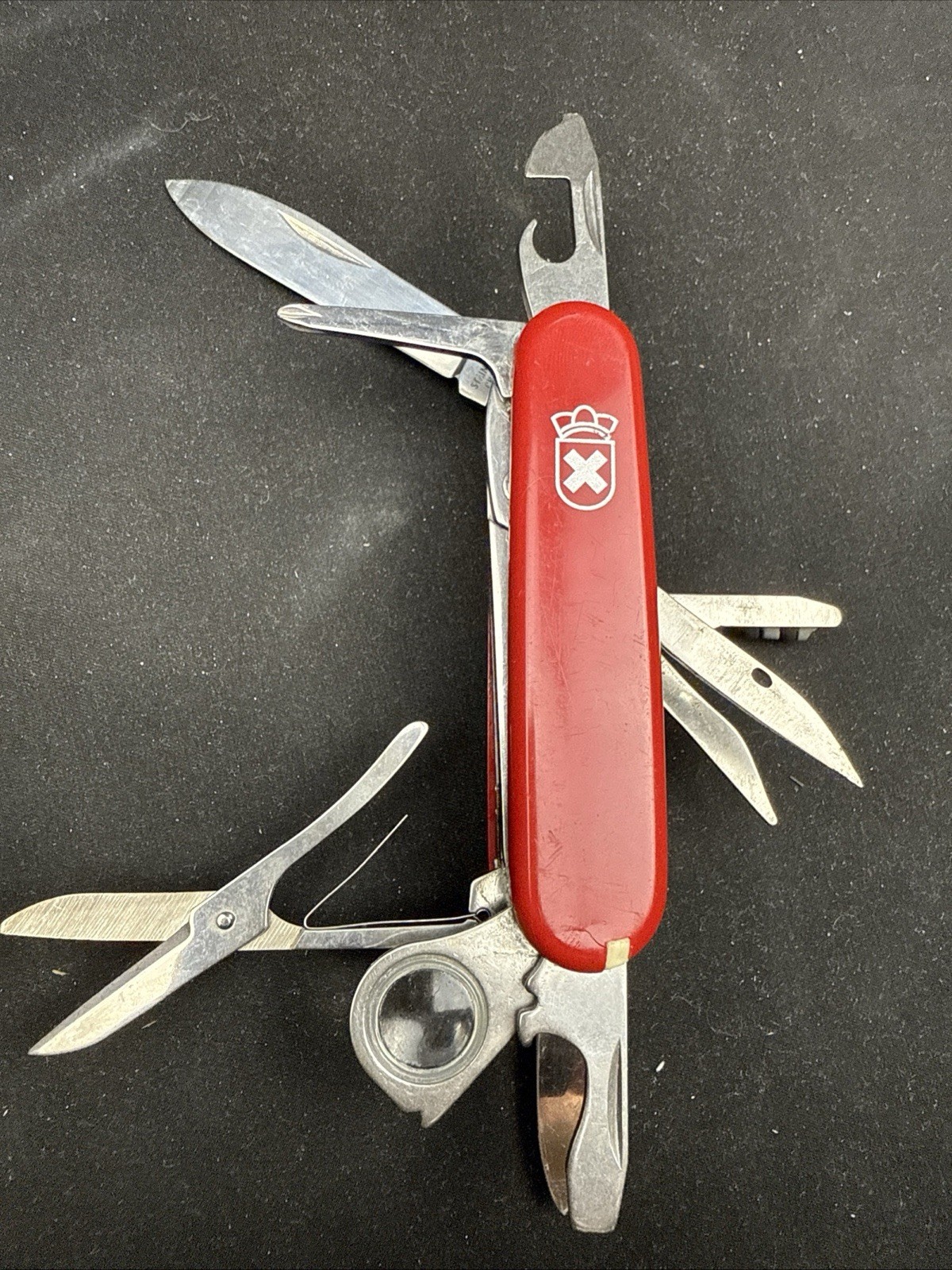 Victorinox Explorer Swiss Army Knife with Magnifying Glass and Fishing Tool