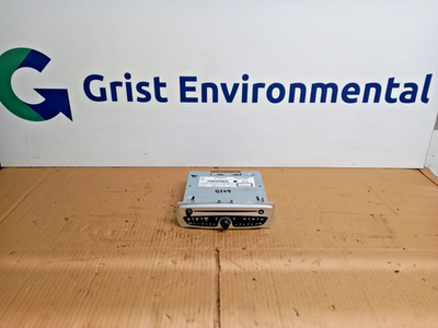 #ad RENAULT MEGANE SCENIC BOSCH CAR RADIO STEREO CD PLAYER WITH CODE 281159389R GBP 48.00