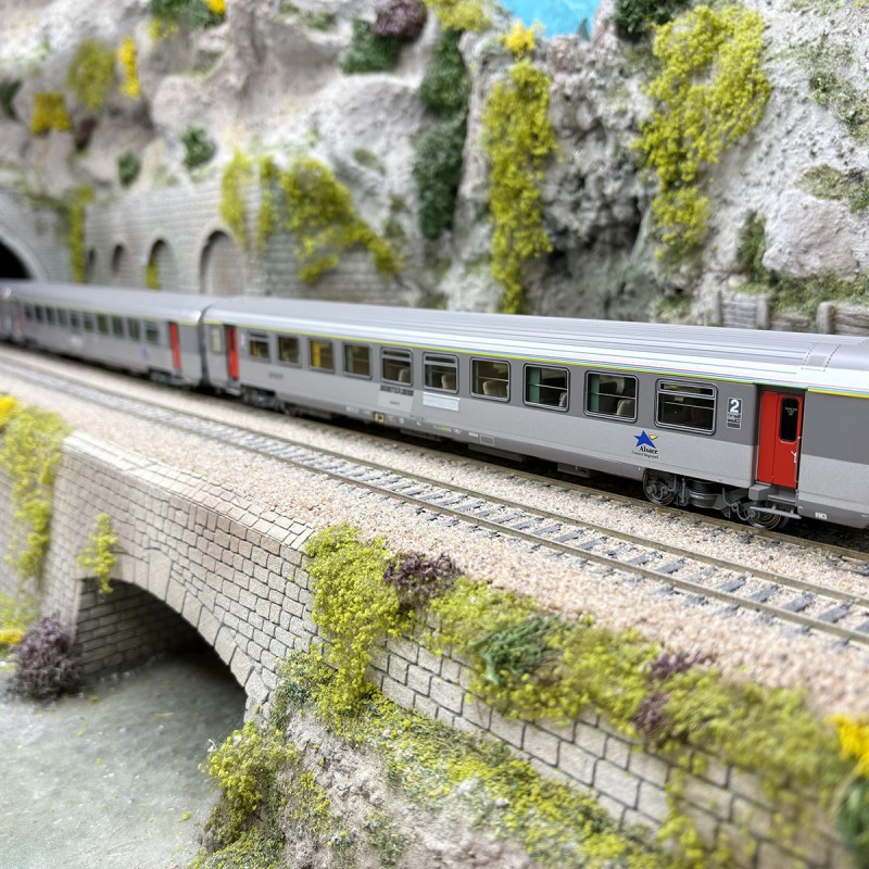 Train Corail TER Alsace logo Nouille SNCF époque HO