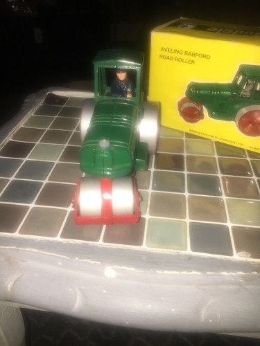 Vintage Budgie Toys 701 Diecast Aveling Barford Road Roller Boxed Excellent - 第 5/12 張圖片