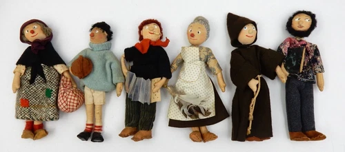 ANTIQUE SET OF 6 HANDMADE EASTERN EUROPEAN HAND-STITCHED CLOTH DOLLS
