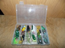14 Frog Topwater Lures (Mostly Soft Plastic ) W/Case VERY CLEAN  11/26