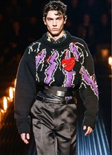 USED PRADA 2019 AUTUMN/WINTER HANDMADE KNIT V...