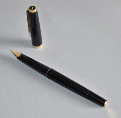 Geha  Rolled Gold  Kolbenfüller Fountain Pen Schwarz 14ct 585 Goldfeder Fach #A5