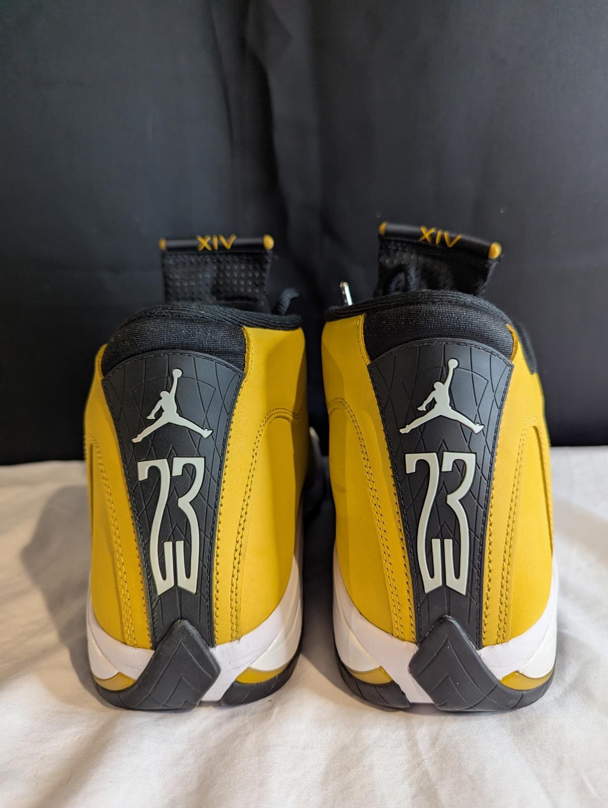 Jordan 14 Retro "Light Ginger" Size 13 Used VGC w/ Box 487471-701 Yellow/White